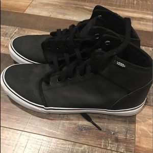 Men’s Vans size 10 like new. Little dusty.